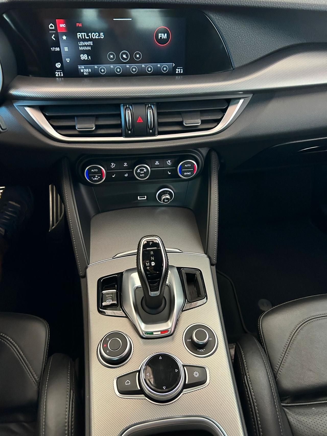 Alfa Romeo Stelvio 2.2 Turbodiesel 210 CV AT8 Q4 Veloce