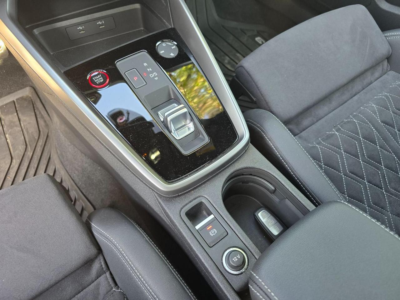 AUDI S3 Sedan TFSI 310 CV quattro S tronic sport attitude