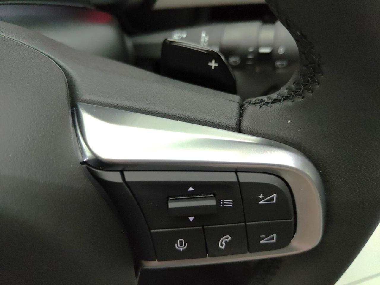 FIAT 600 IV 2023 1.2 MHEV 110CV DCT LA PRIMA