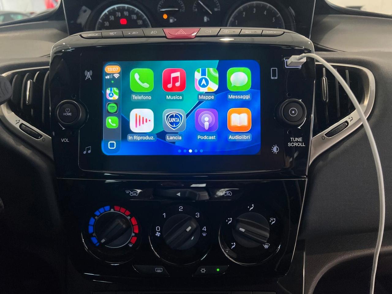 Lancia Ypsilon 1.0 FireFly 5 porte S&S Hybrid Gold