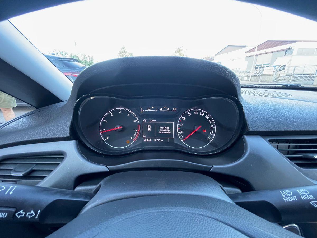 OPEL - Corsa - 1.4 5p. b-Color