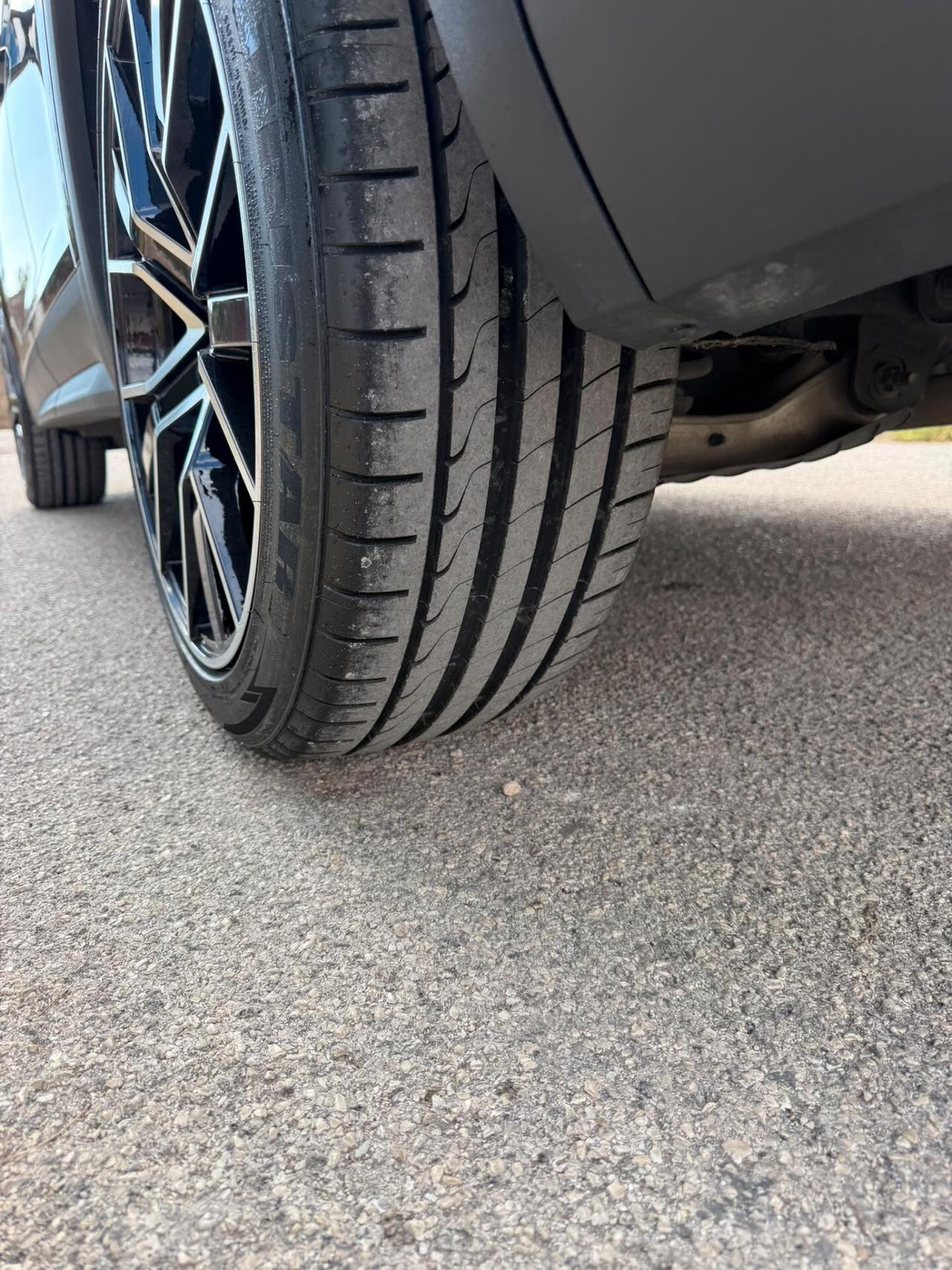 Audi Q5 35 TDI quattro S tronic Business Sport