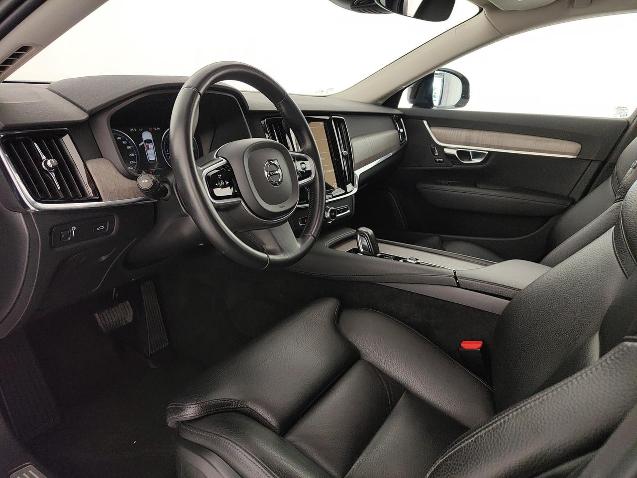 VOLVO V90 Cross Country 2.0 b4 Business Pro awd auto