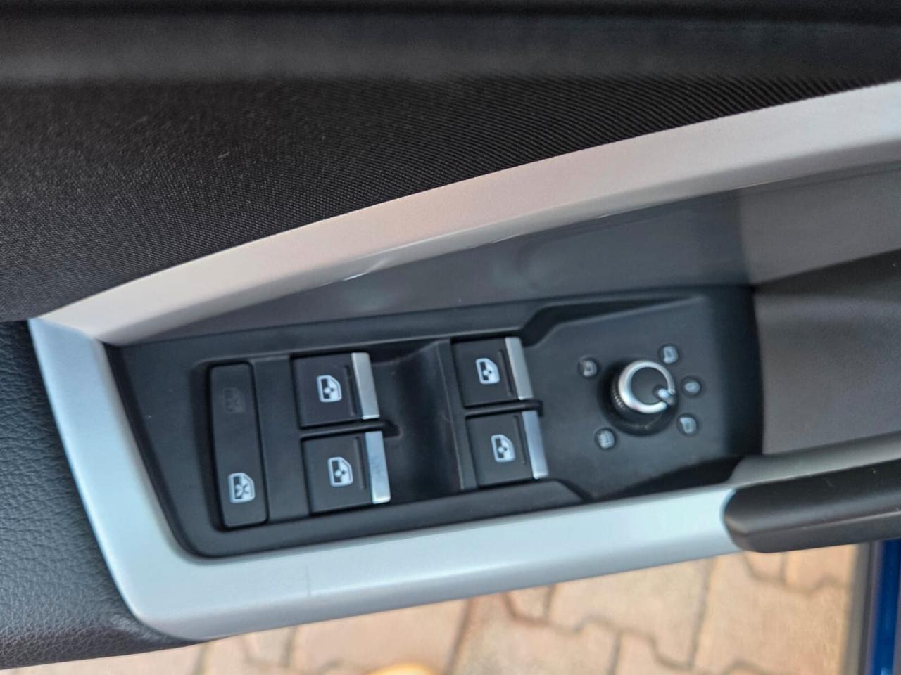 Audi Q3 35 TDI S tronic 150 cv Business