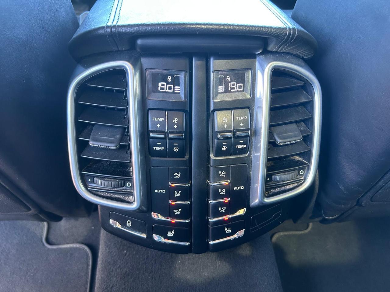 Porsche Cayenne 3.0 Diesel GTS