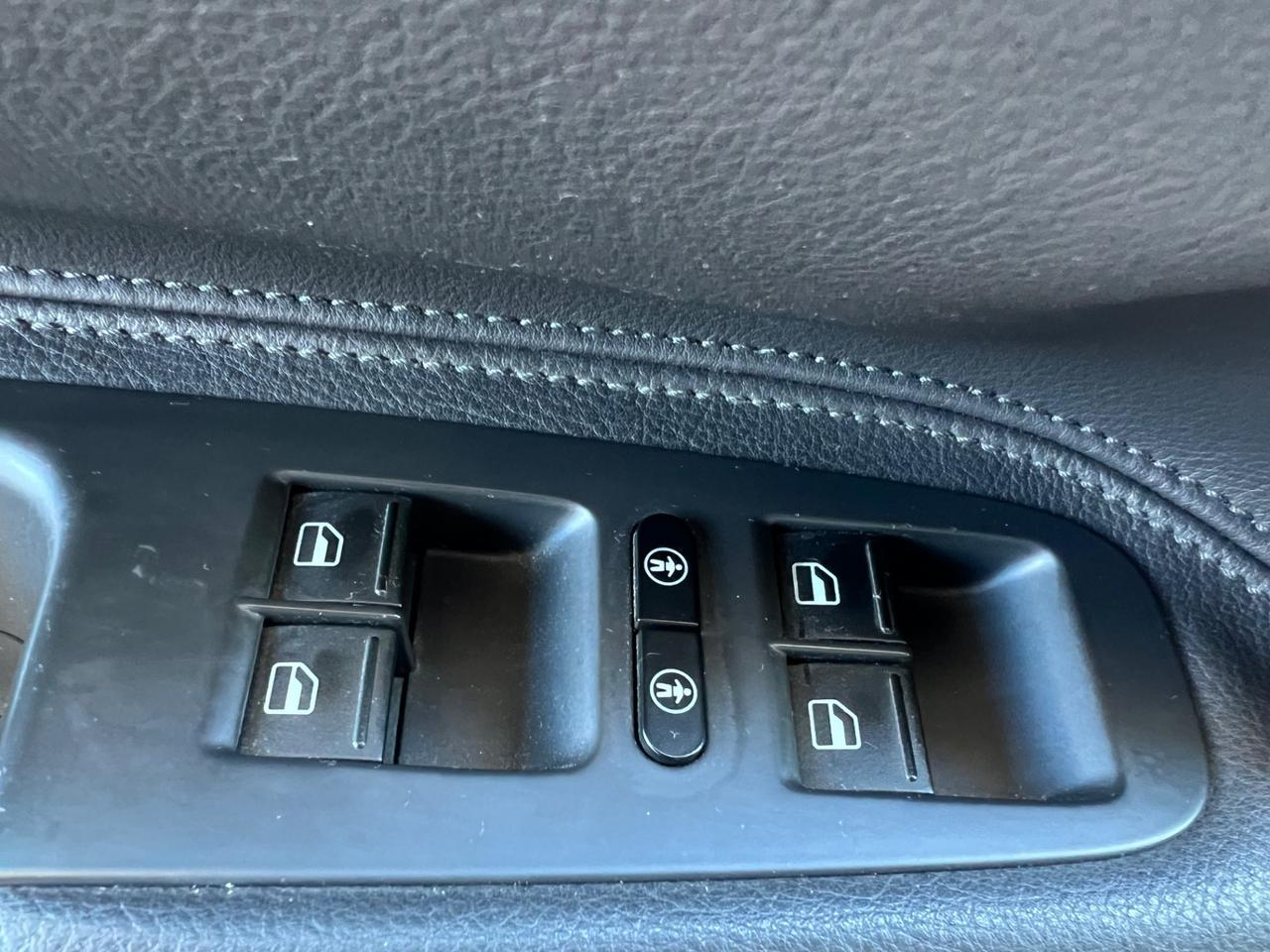 Volkswagen Touareg 2.5 R5 TDI DPF tiptronic