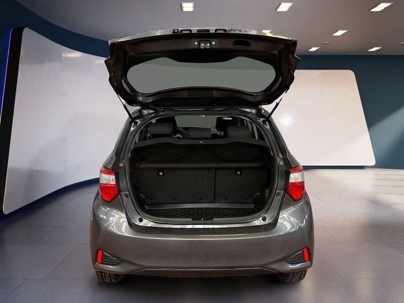 Toyota Yaris III 2017 5p 1.5 hybrid Active my18