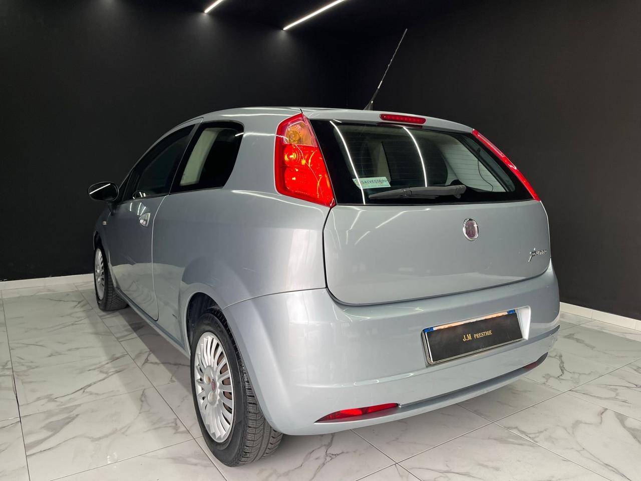 Fiat Punto Grande 1.2 FUN 3 porte OK NEOPATENTATI