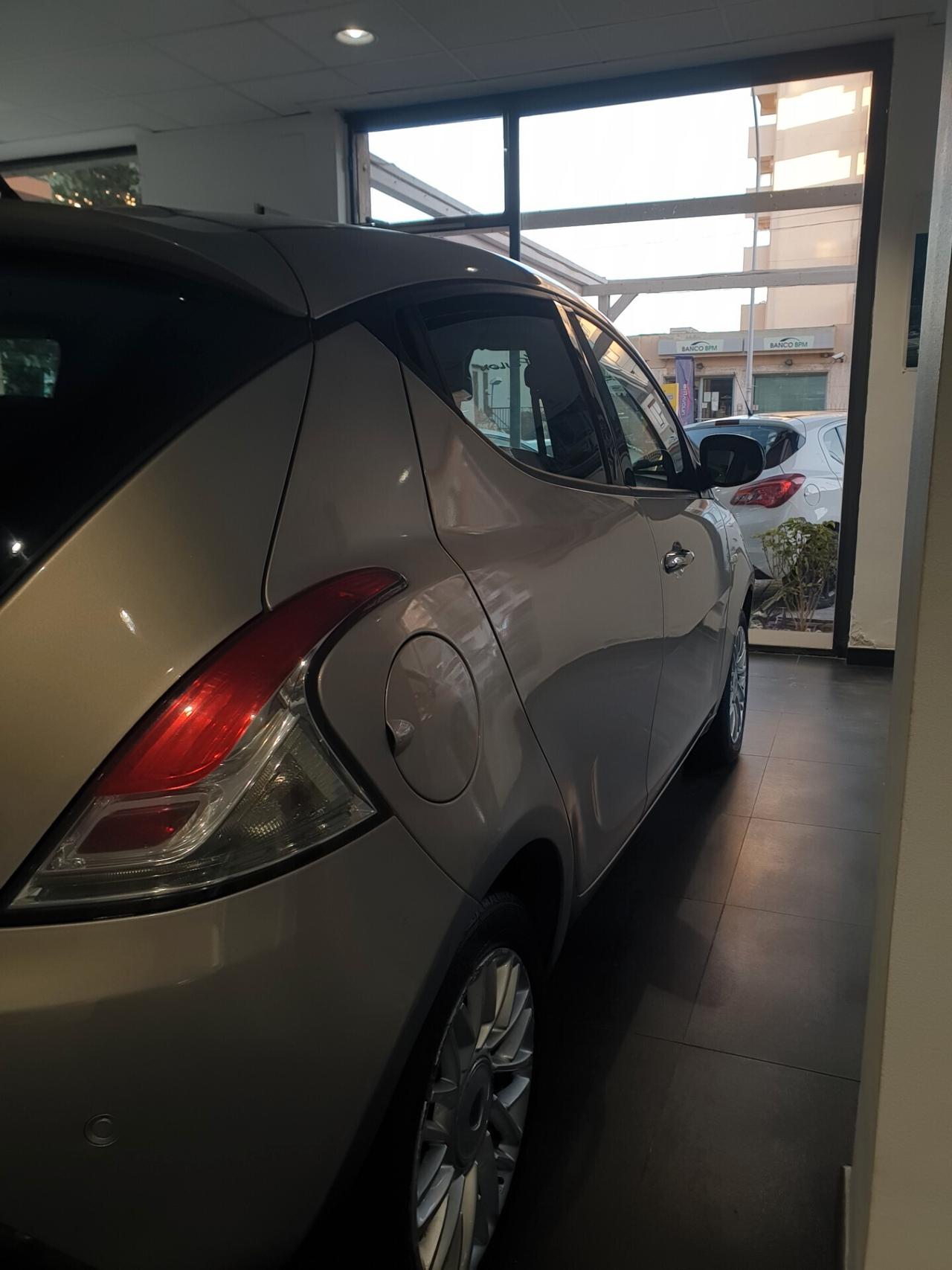Lancia Ypsilon 1.3 MJT 16V 95 CV 5 porte S&S Gold