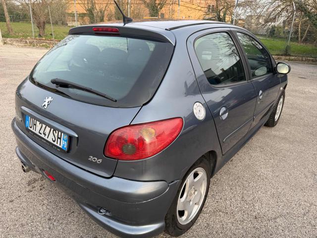 PEUGEOT 206 1.4 5p. Enfant Terrible senza lavoro da fare