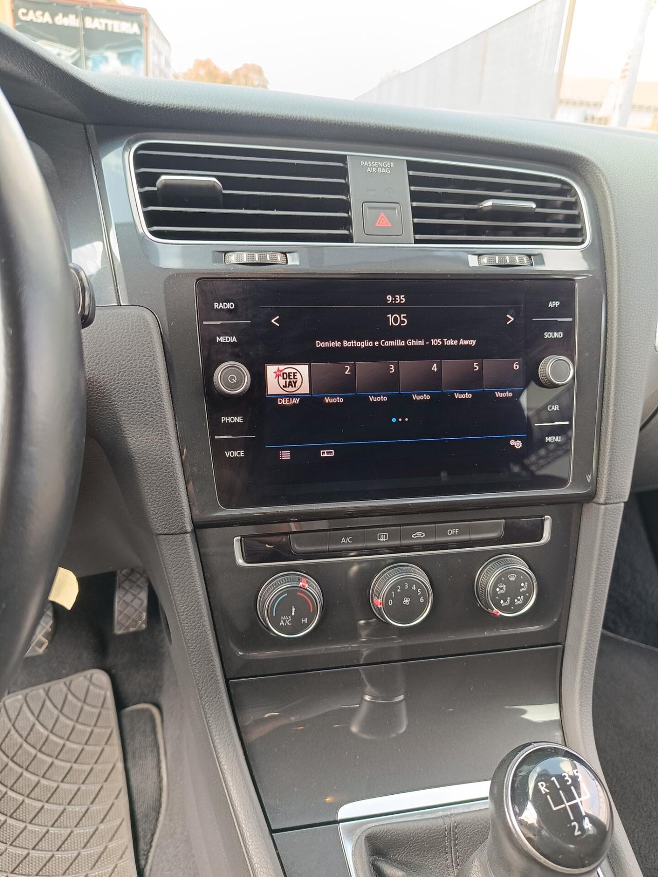 Volkswagen Golf 1.0 TSI 85 CV 5p. Trendline BlueMotion Technology