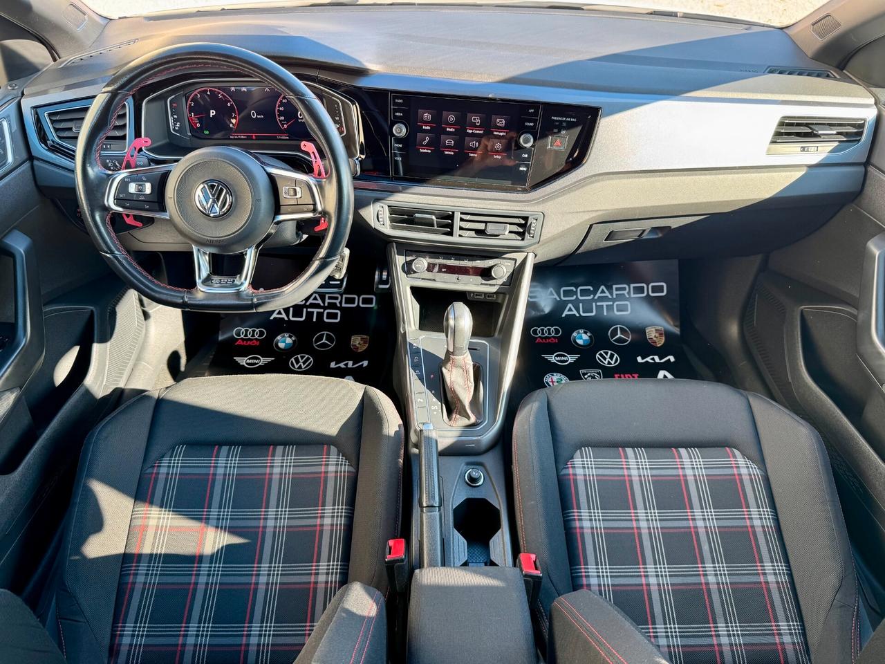 Volkswagen Polo GTI 2.0 TSI 200CV DSG | PREZZO PROMO