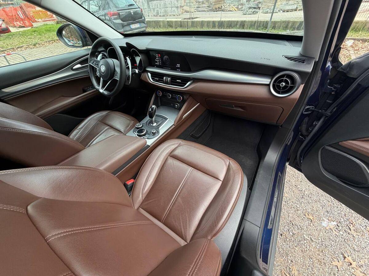 Alfa Romeo Stelvio 2.2 t Super Q4 210cv auto