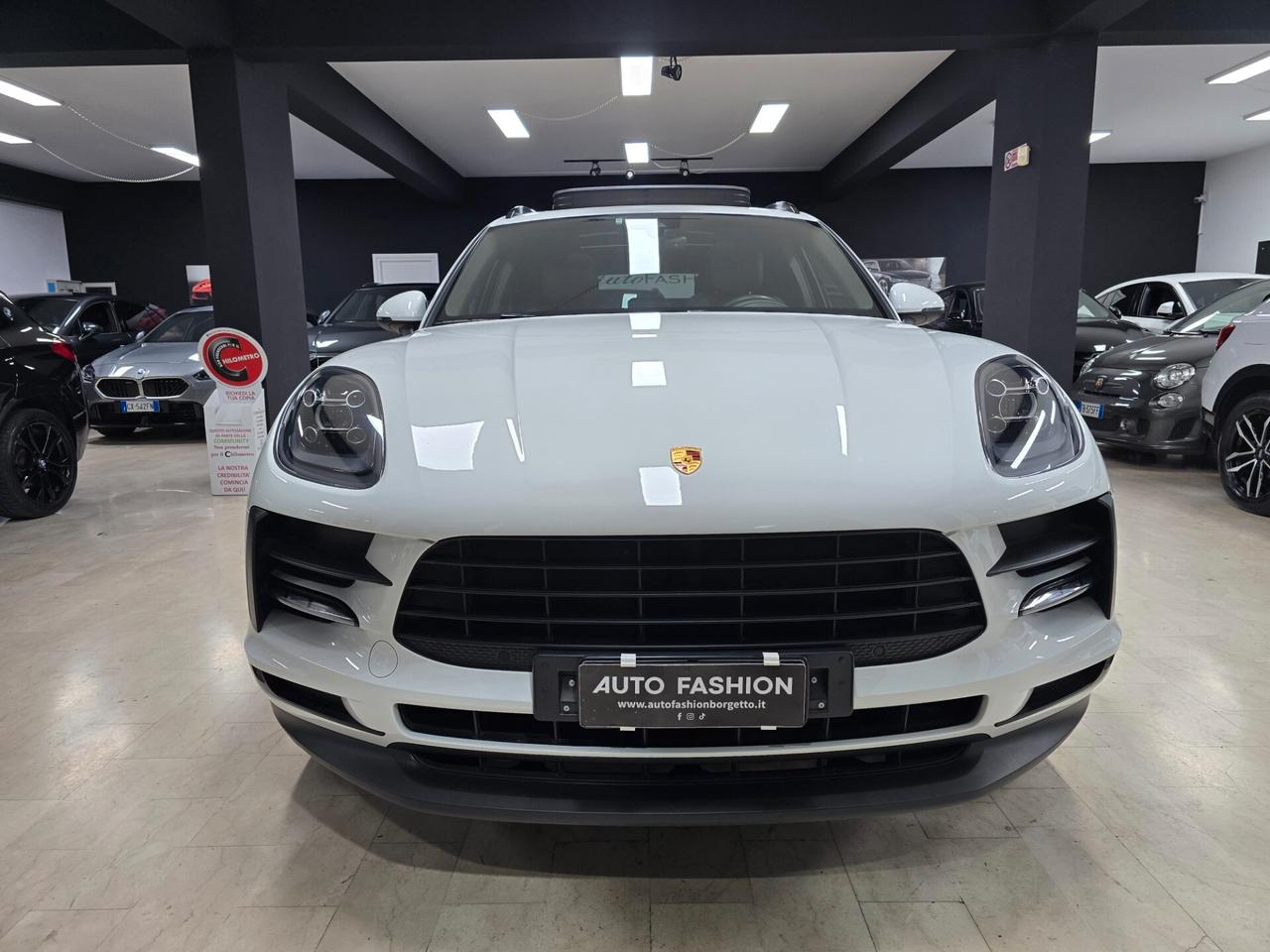Porsche Macan 2.0 (Tetto panorama)