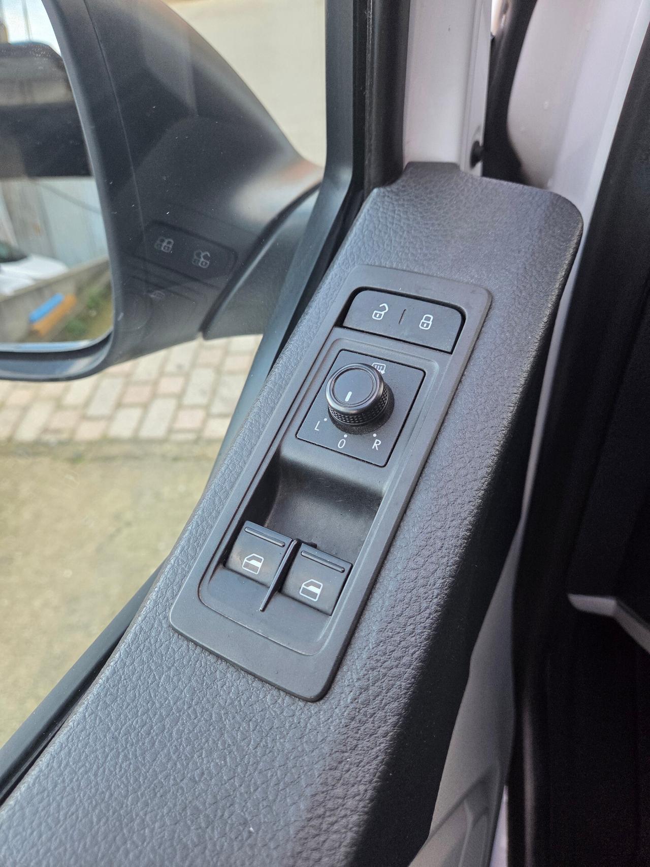 Volkswagen Transporter 2.0 TDI 110cv GANCIO TRAINO