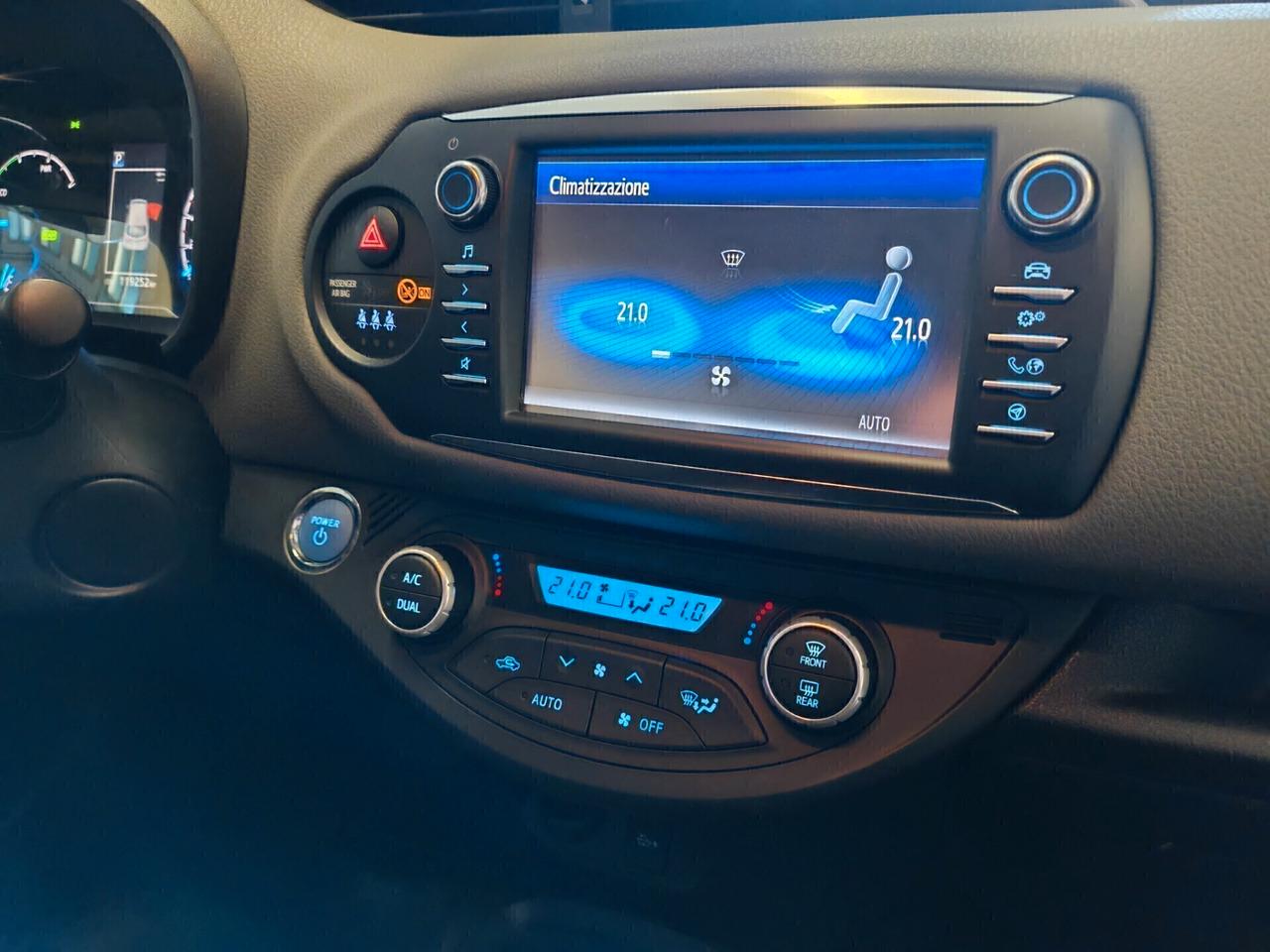 Toyota Yaris 5p 1.5 hybrid AUTOCARRO N1 4posti più IVA uniprop