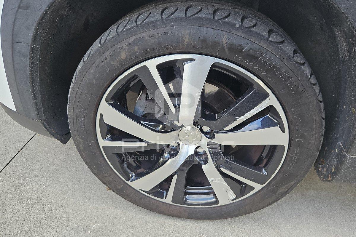 PEUGEOT 2008 1° serie BlueHDi 100 S&S Allure