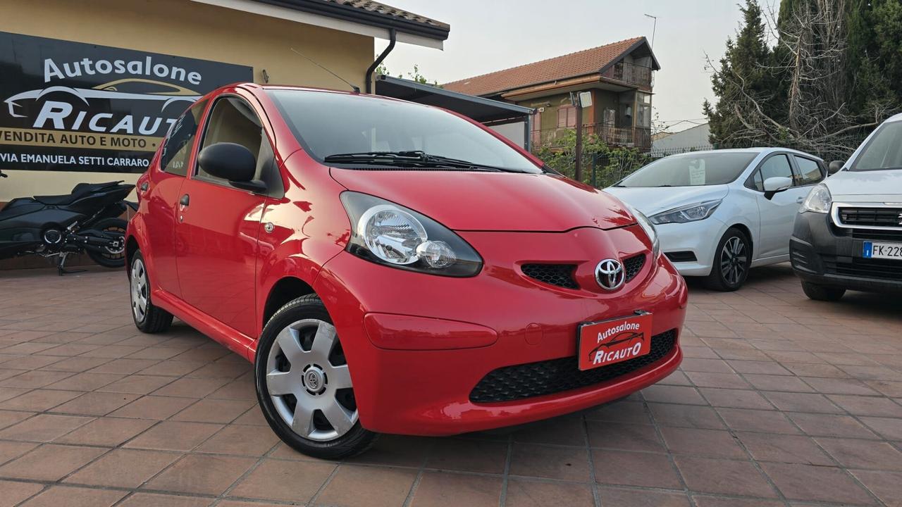Toyota Aygo 1.0 12V VVT-i 5 porte