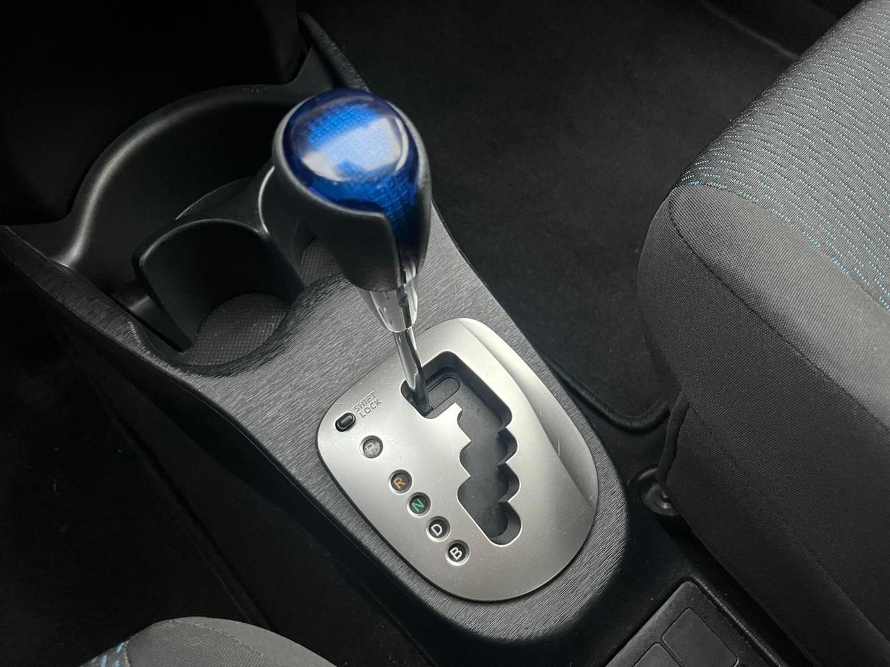 Toyota Yaris 1.5 Hybrid 104.000km 2013 perfetta