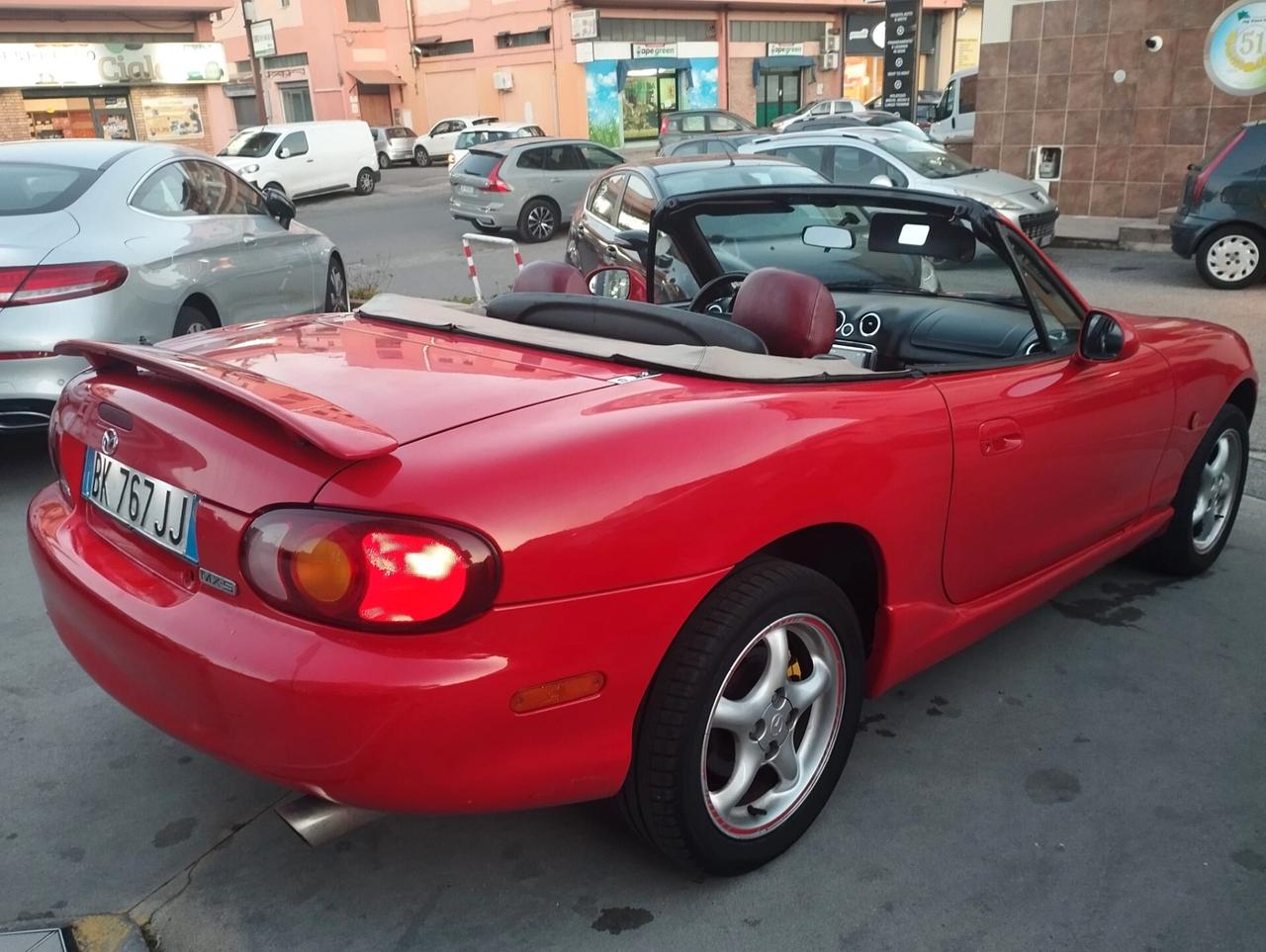 Mazda MX-5 1.6i 16V cat