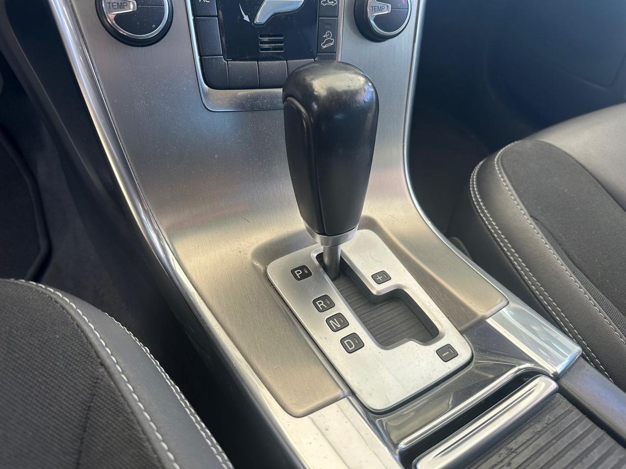 Volvo XC 60 2.4 D3 #7945