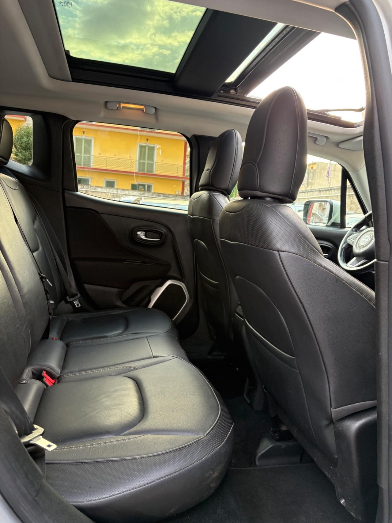 Jeep Renegade 4x4 tetto apribile gancio traino
