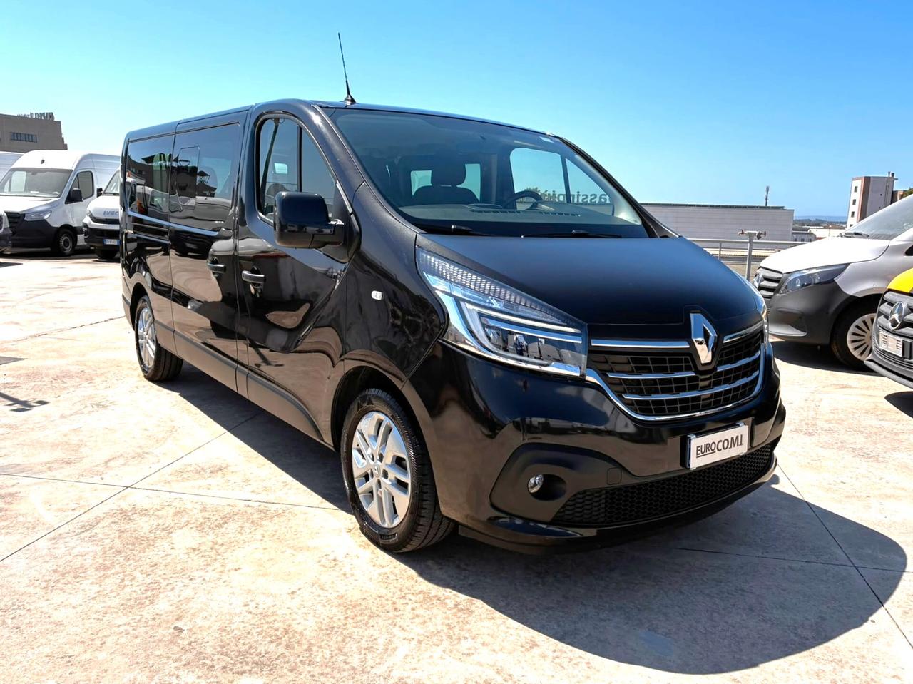 Renault Trafic 9 posti 2.0 dci 145 cv