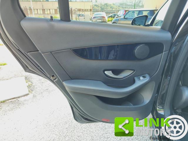 MERCEDES-BENZ GLC 220 d 4Matic Business