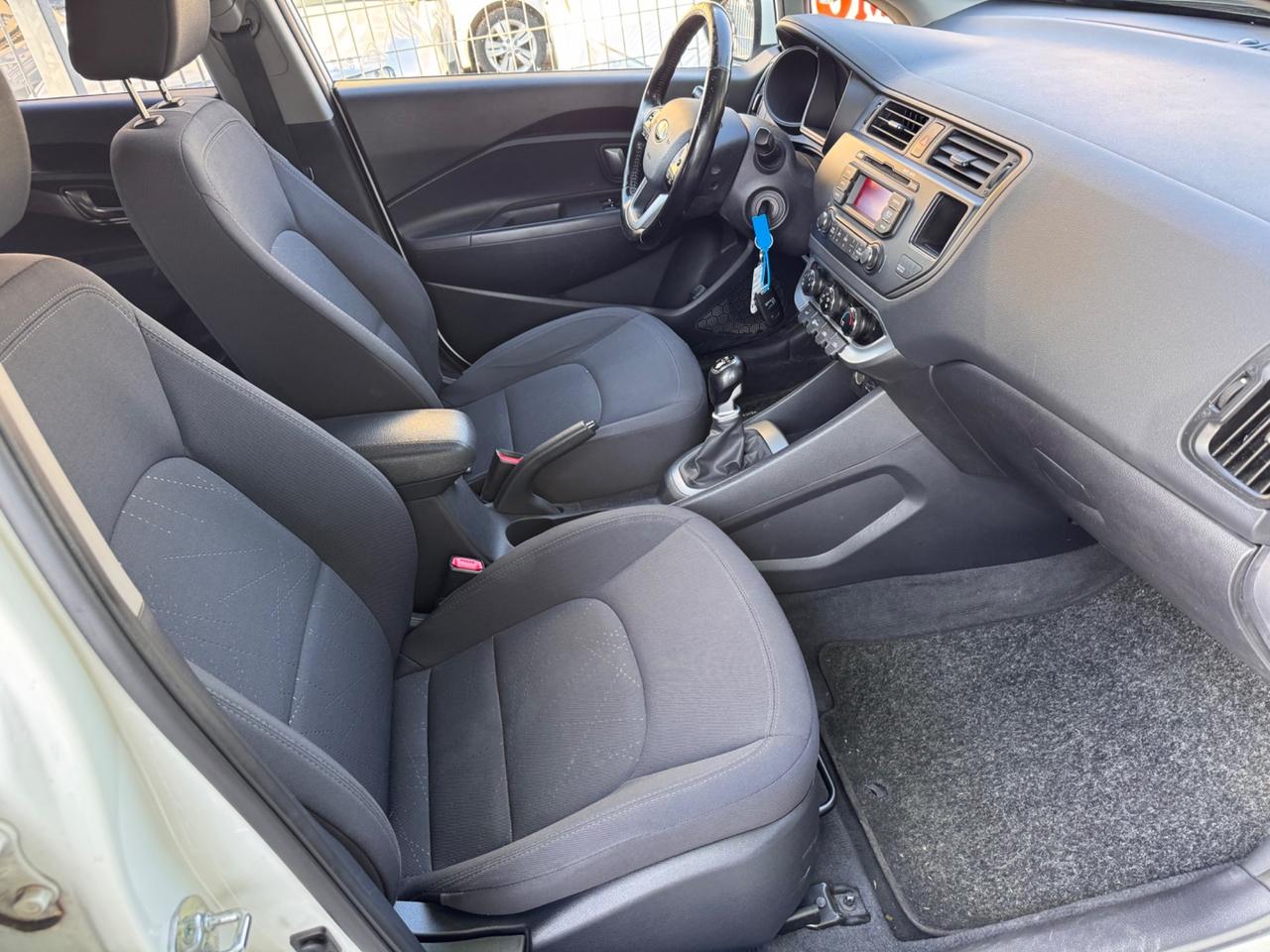 Kia Rio 1.1 CRDi 5p. Neopaten garanzia 12 mesi