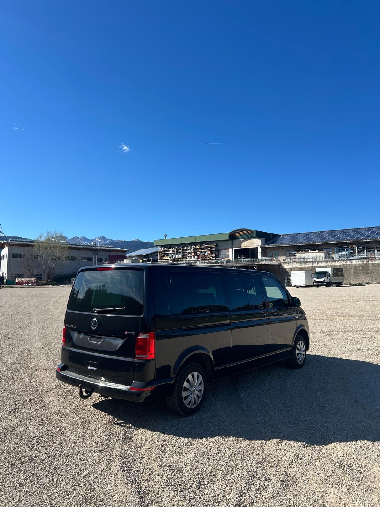 Volkswagen Caravelle 2.0 TDI 150CV DSG 4 Motion PL Comfortline