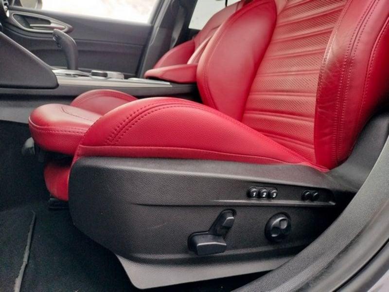 Alfa Romeo Giulia Giulia 2.2 Turbodiesel 210 CV AT8 AWD Q4 Veloce