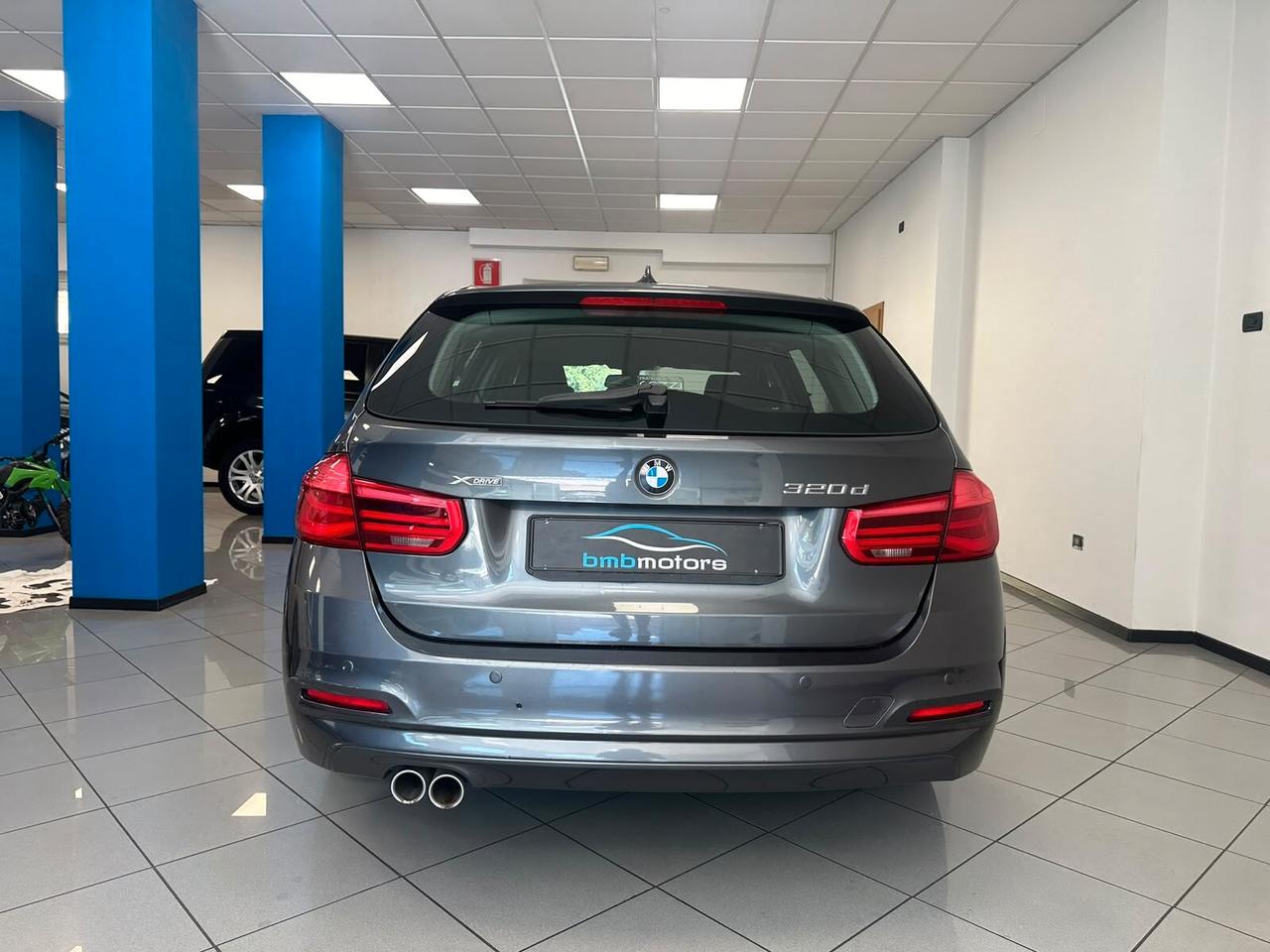 Bmw 320d xDrive Touring Business Advantage