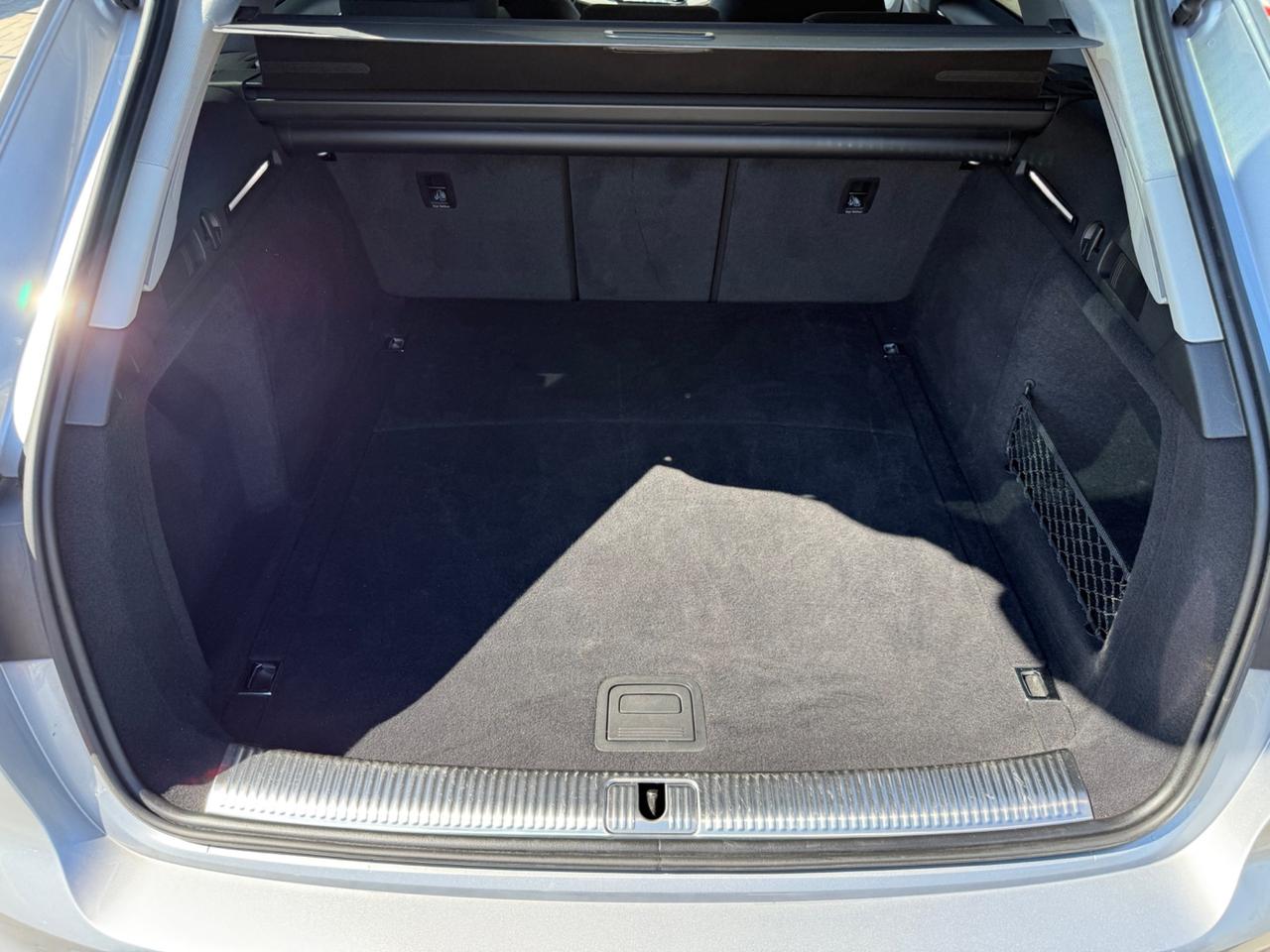 Audi A4 Avant 40 TFSI S tronic .IVA ESPOSTA.204 CV