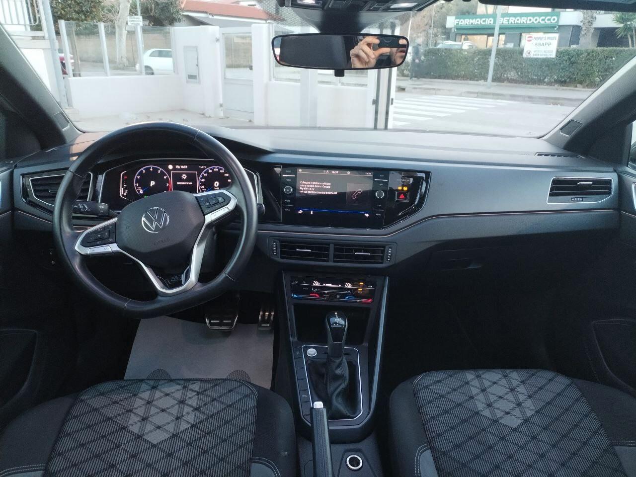 Volkswagen Taigo 1.0 TSI 110 CV DSG R-Line