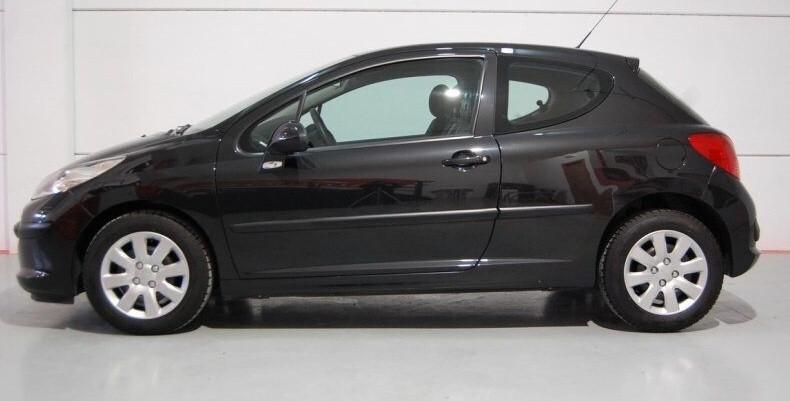 Peugeot 207 NEOPATENTATI