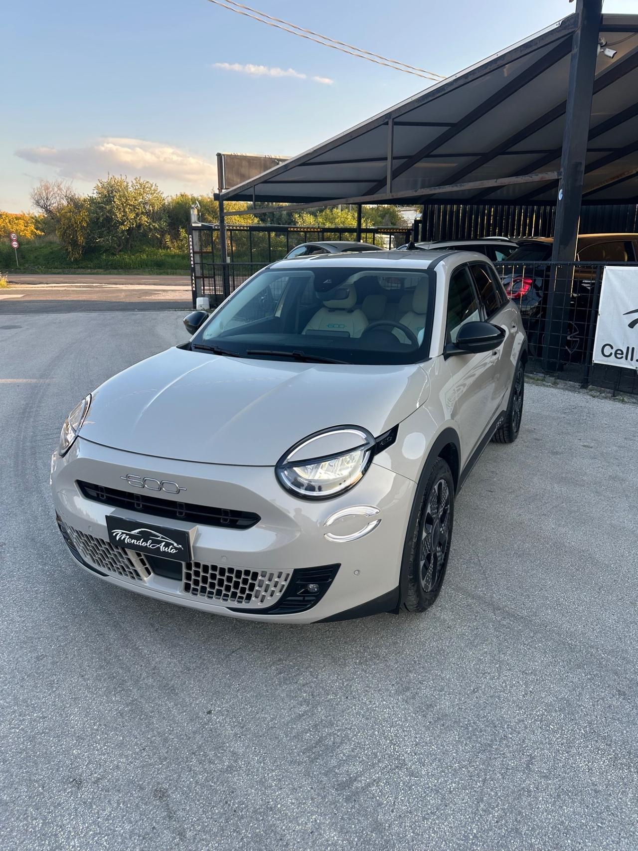 Fiat 600 Hybrid 100 CV DCT MHEV La Prima