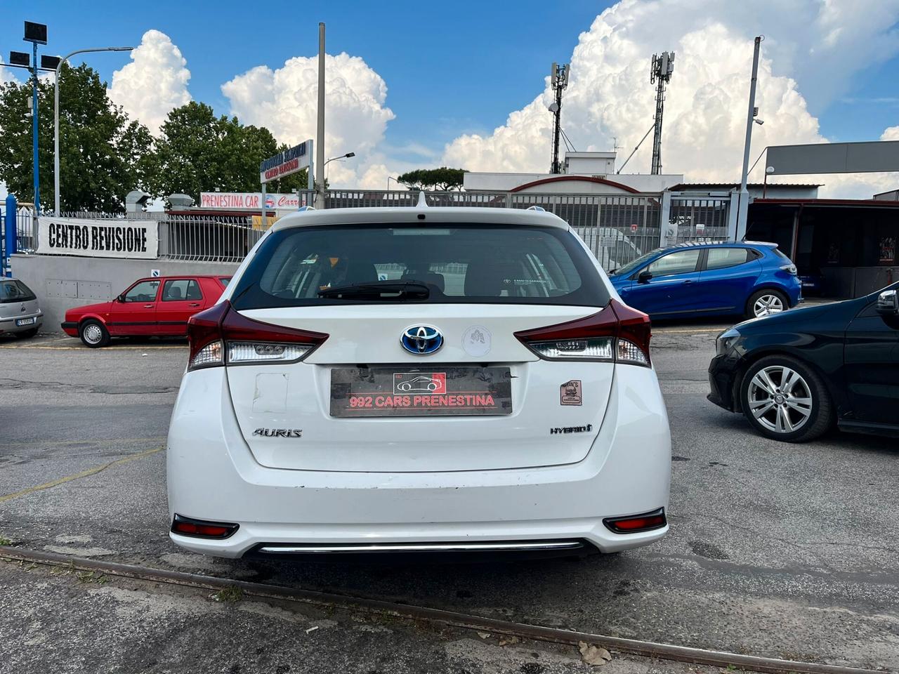 Toyota Auris 1.8 Hybrid sw