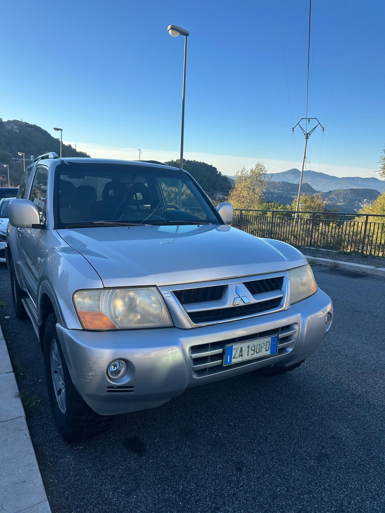 Mitsubishi Pajero 2.5 TDI 3p. GL