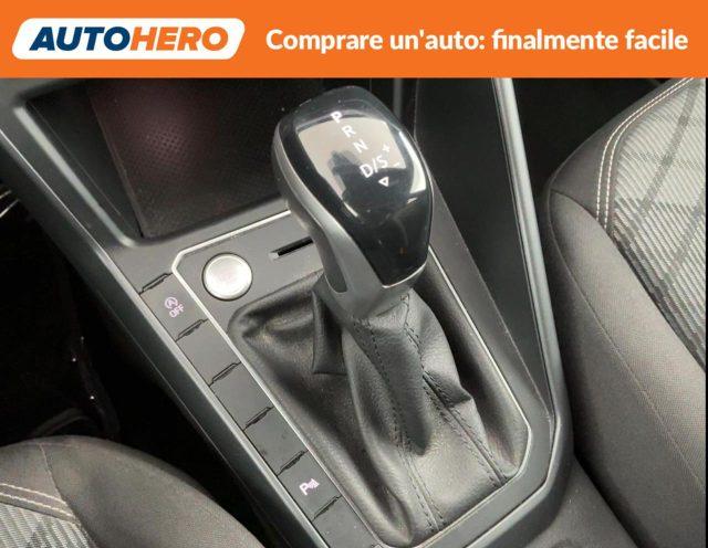 VOLKSWAGEN Polo 1.0 TSI DSG R-Line