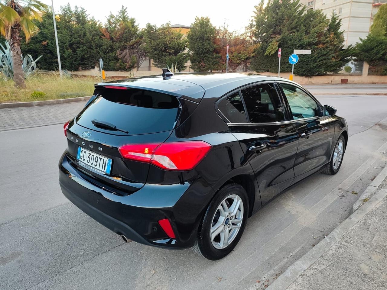 Ford Focus 1.5 tdci 120CV (2020) PARI AL NUOVO!!