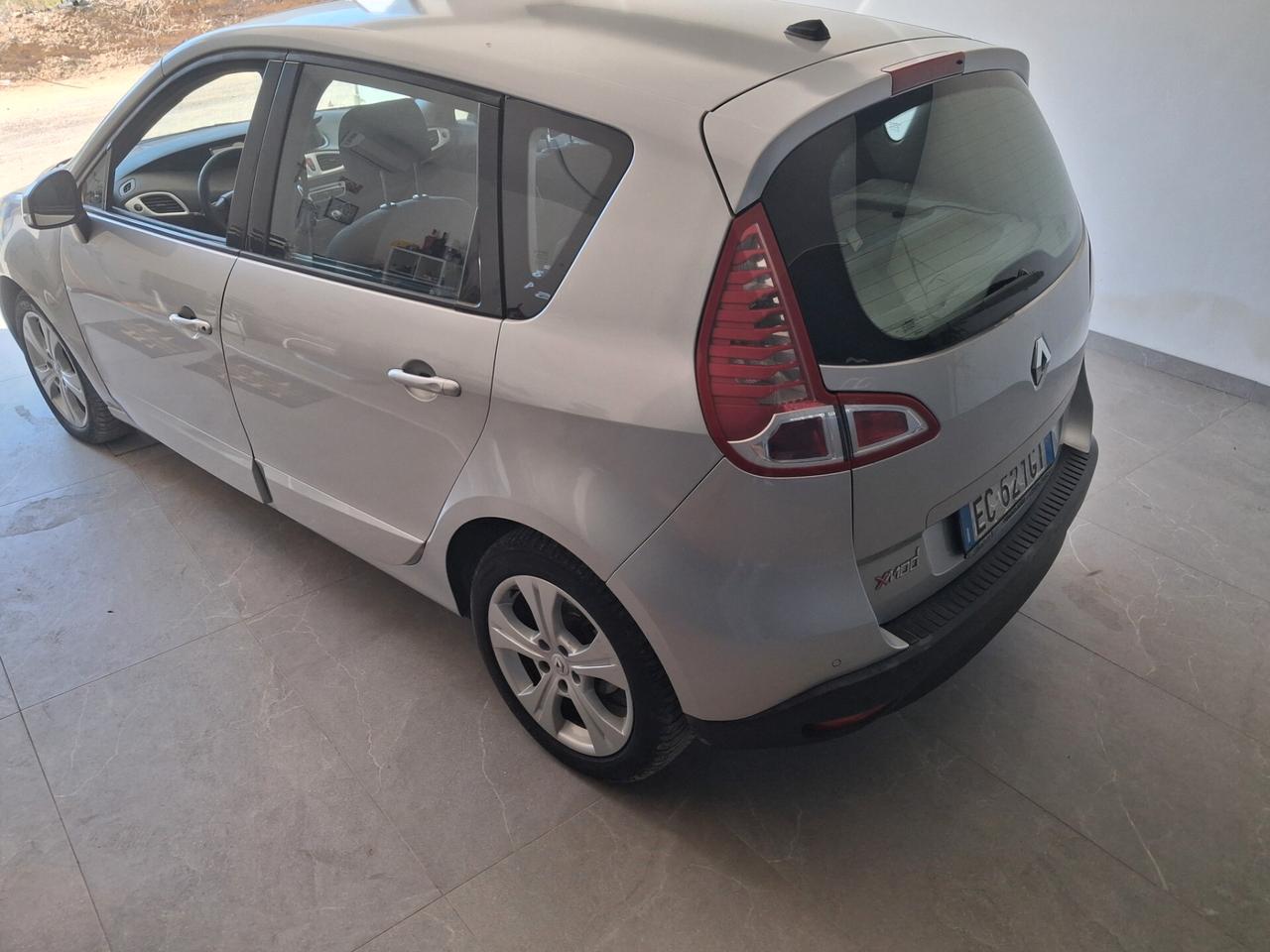 Renault Scenic Scénic X-Mod 1.5 dCi 110CV Dynamique