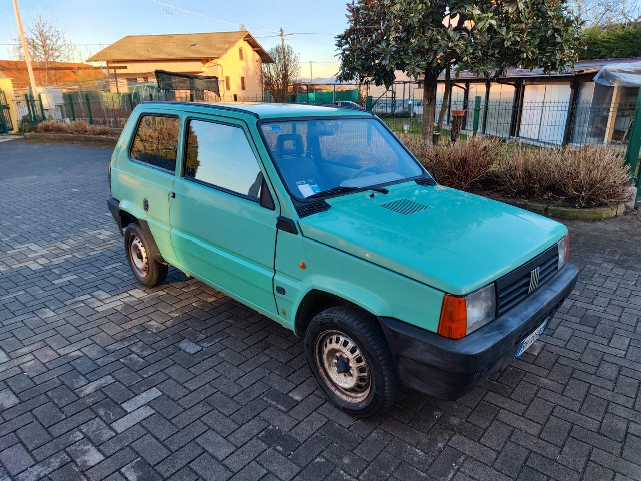Fiat Panda 900 i.e. cat Young 2000