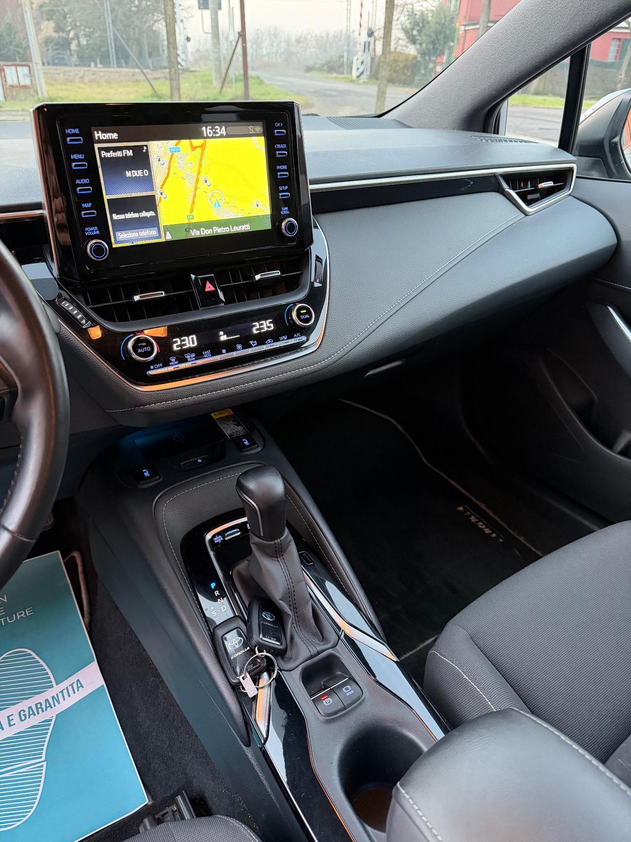 Toyota Corolla Touring 2.0 Hybrid