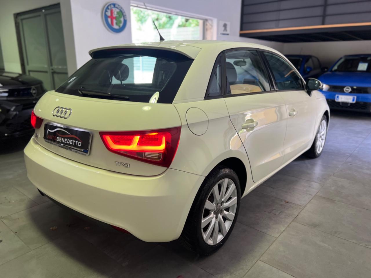 Audi A1 1.2 TFSI 85CV Ambition 2012