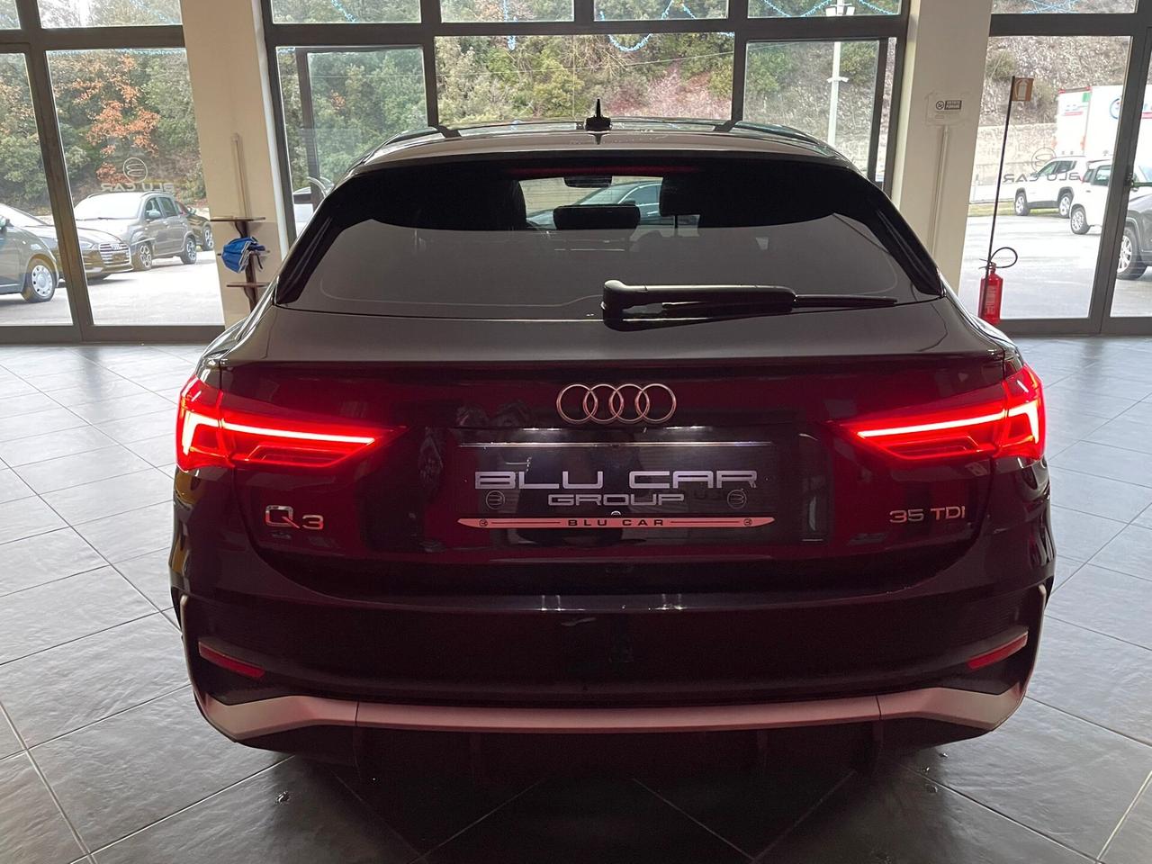 AUDI Q3 SPTB S-LINE S-TRONIC 35Tdi "MATRIX-VIRTUAL"