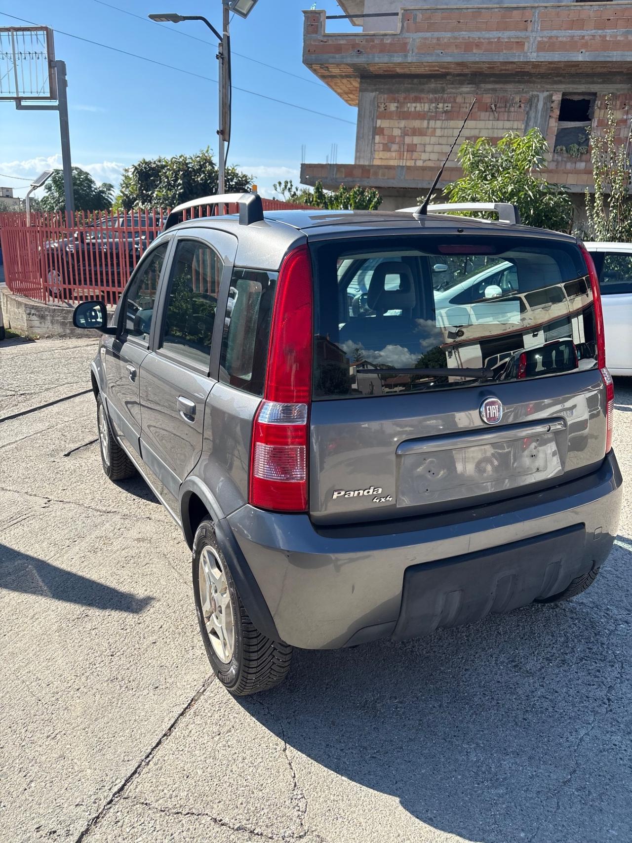 Fiat Panda 1.3 MJT 16V DPF 4x4 Climbing storico manutenzioni!!!