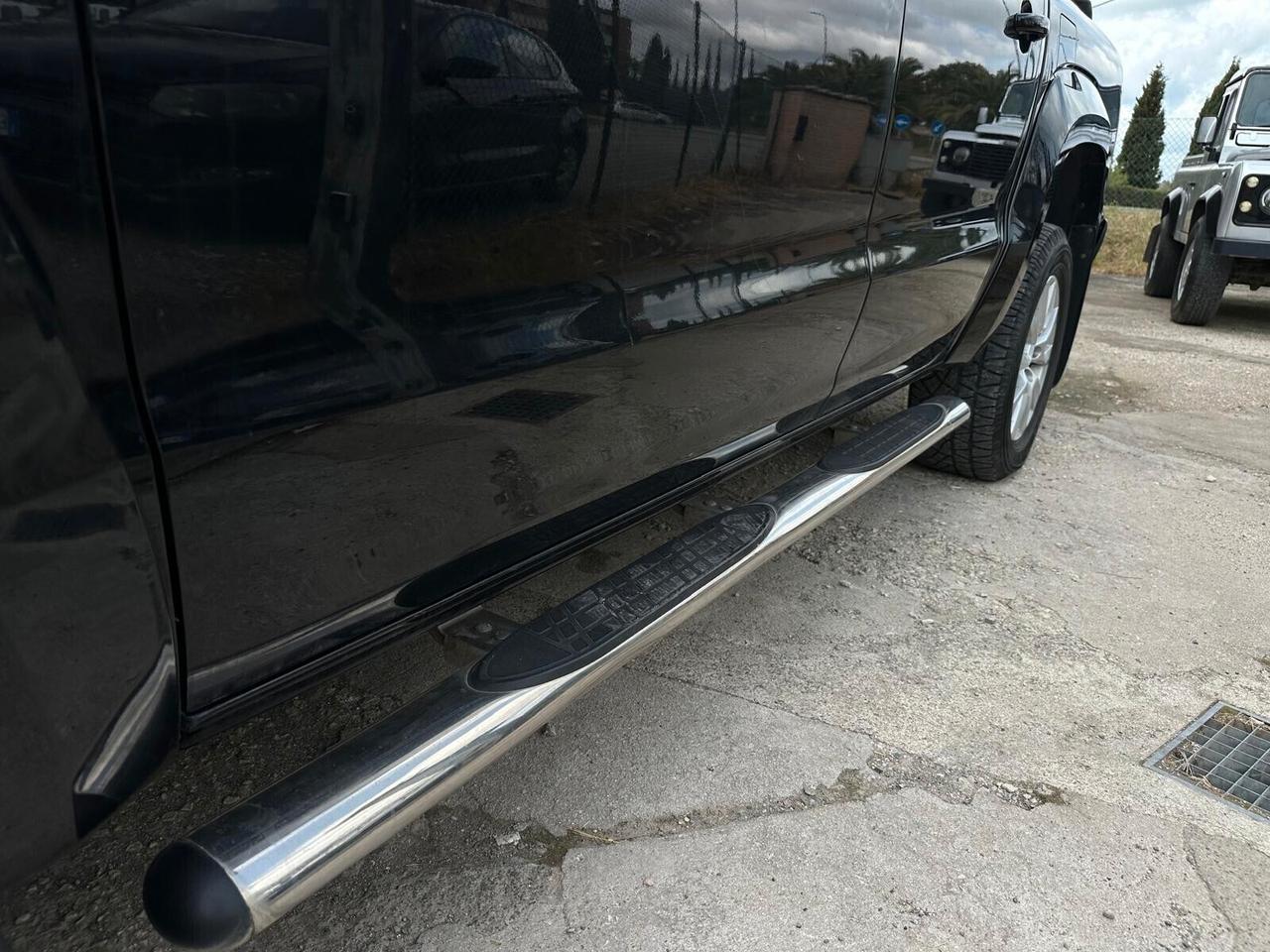 Volkswagen Amarok 3.0 V6 TDI 4MOTION BMT permanente aut. DC Comfortline