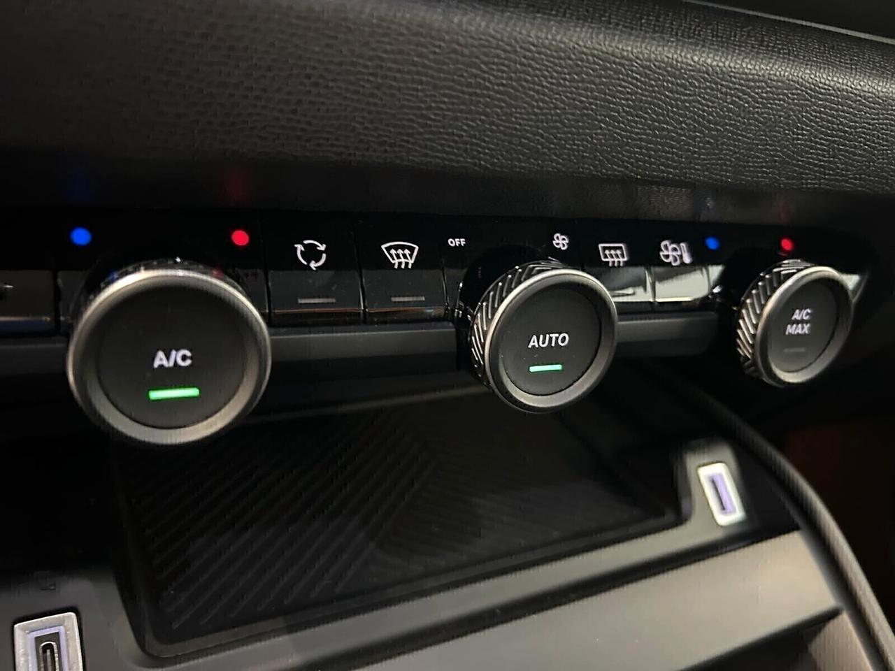 Citroen C4 FEEL PACK PureTech 130 6mt SPOTICAR