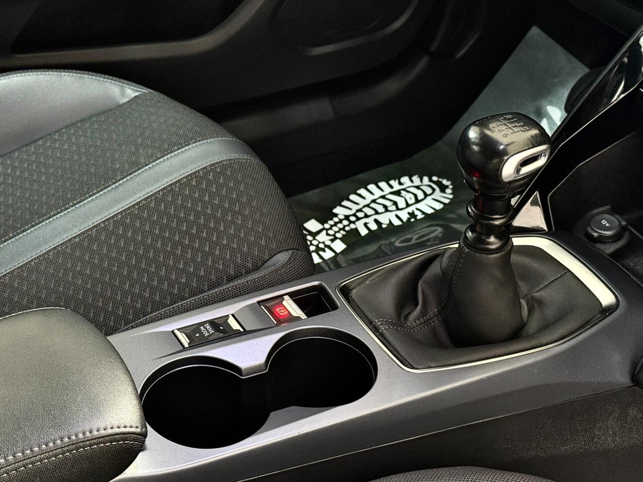 Peugeot 2008 BlueHDi 130 S&S EAT8 Allure Navi Pack