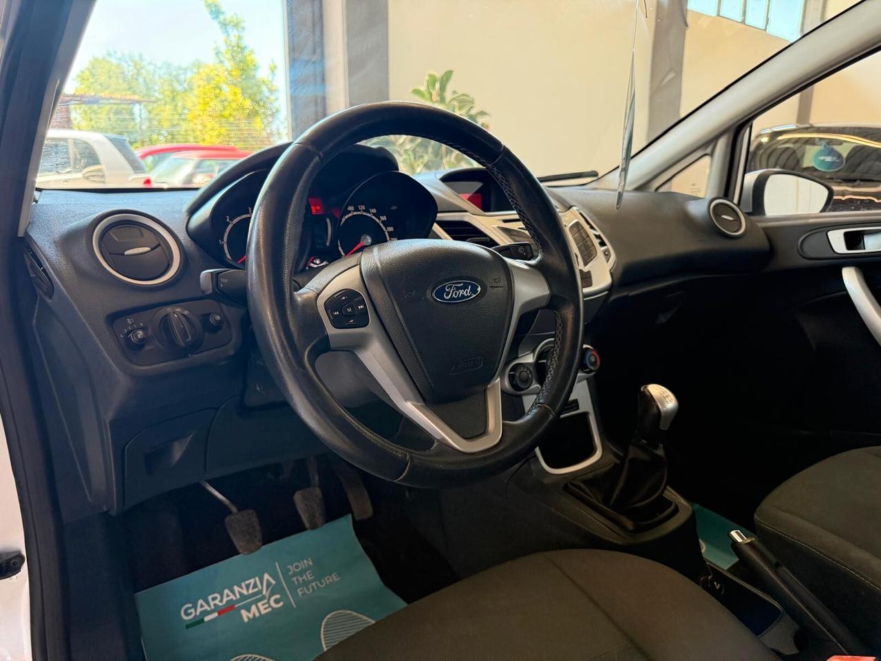 Ford Fiesta 1.4 TDCi 5p. Titanium